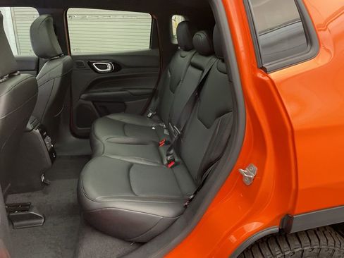 New 2026 Jeep Compass Trailhawk w/ Sun, Sound & Navigation Group image 17