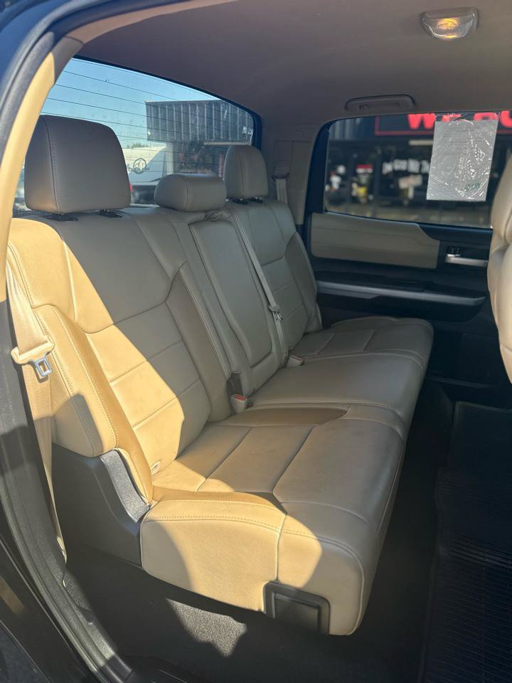 Used 2018 Toyota Tundra Limited w/ Limited Premium Package AWD/4WD image 13