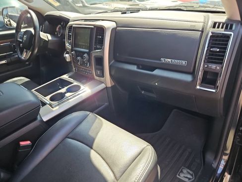 Used 2015 RAM 1500 Laramie w/ Convenience Group AWD/4WD image 17