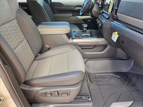 New 2026 Chevrolet Silverado 1500 ZR2 AWD/4WD image 17