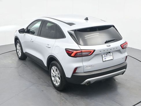Used 2025 Ford Escape Active w/ Cold Weather Package AWD/4WD image 25