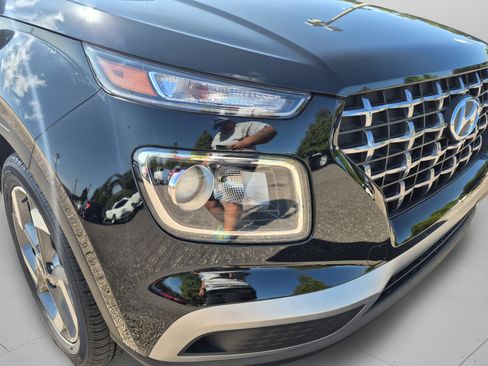 New 2026 Hyundai Venue SEL FWD image 33