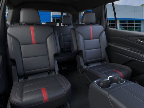 New 2026 Chevrolet Traverse RS w/ LPO, Floor Liner Package FWD image 25