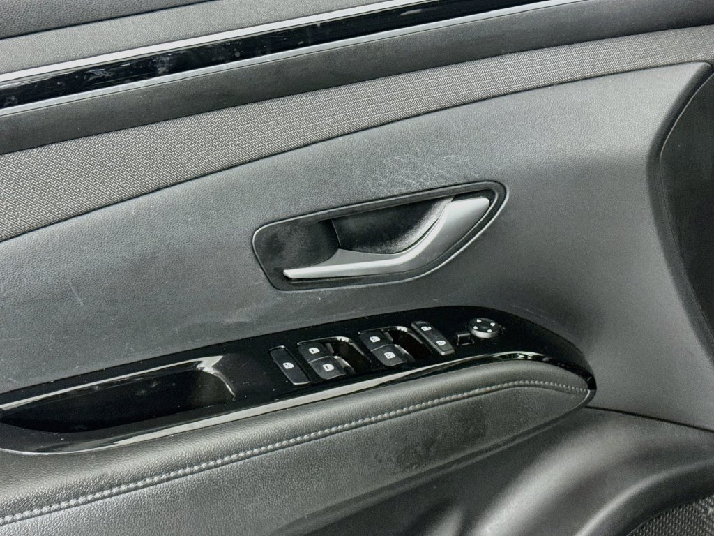 Used 2022 Hyundai Tucson Limited FWD image 18