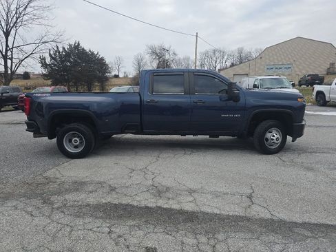 Used 2023 Chevrolet Silverado 3500 W/T image 13