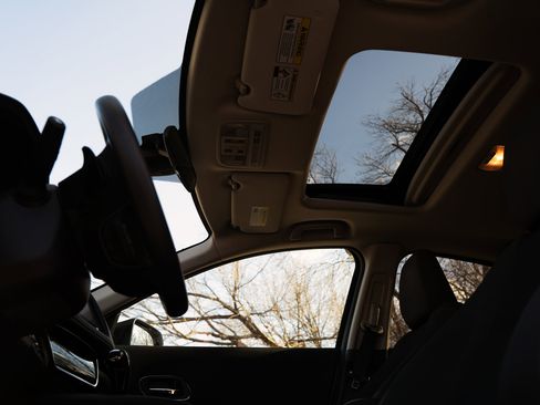 Used 2022 Honda HR-V EX image 35