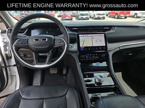 Used 2023 Jeep Grand Cherokee Limited w/ Luxury Tech Group II AWD/4WD image 28
