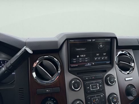 Used 2013 Ford F350 Lariat w/ Chrome Pkg image 13