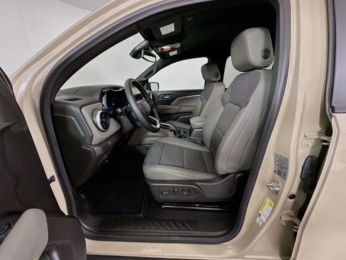 Used 2024 Chevrolet Colorado ZR2 AWD/4WD image 22