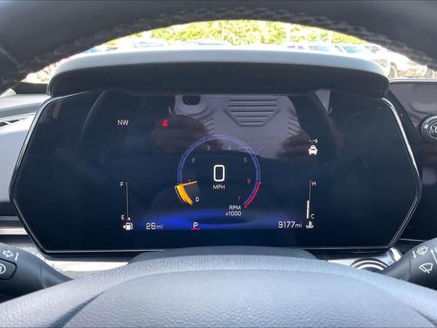 Used 2025 Chevrolet Trax ACTIV FWD image 25