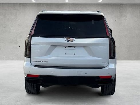 Used 2021 Cadillac Escalade Premium Luxury RWD image 15