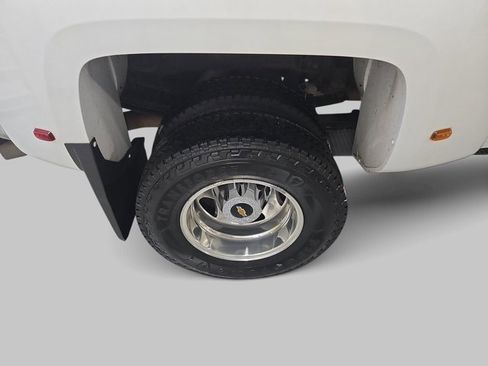 Used 2015 Chevrolet Silverado 3500 LTZ w/ Duramax Plus Package image 34