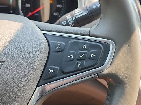 Used 2017 Chevrolet Malibu LT FWD image 22