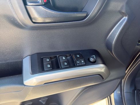 Used 2022 Toyota Tacoma SR5 image 13