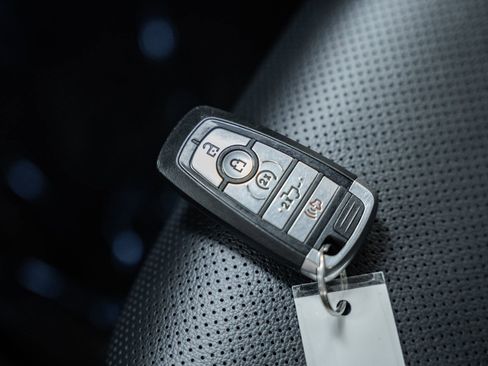 Used 2023 Ford F150 Lariat w/ Equipment Group 502A High image 56