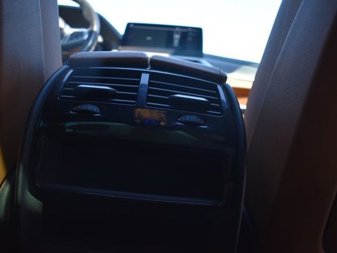 Used 2023 BMW 540i w/ M Sport Package image 30