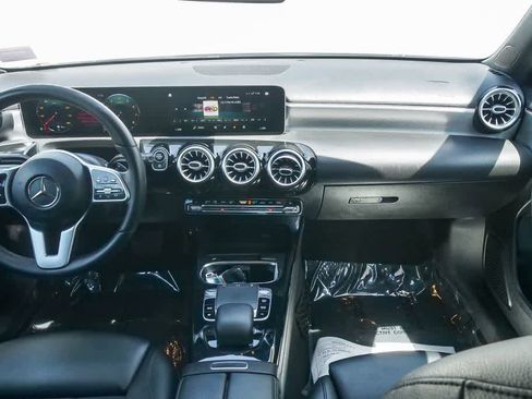 Used 2019 Mercedes-Benz A 220 image 11