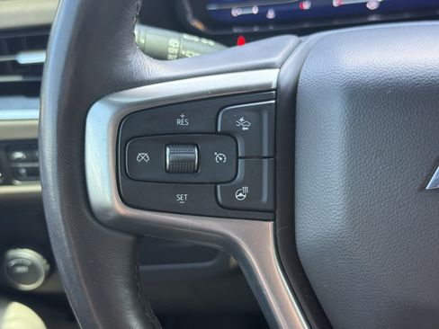 Used 2022 Chevrolet Tahoe LT w/ Luxury Package RWD image 19