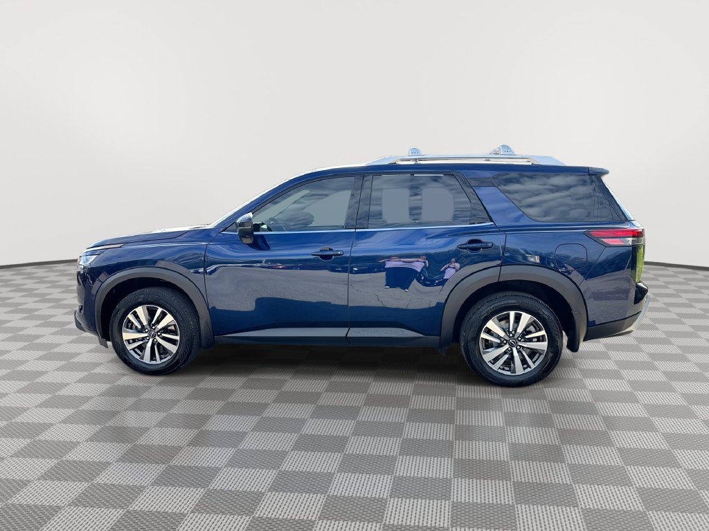 Certified 2025 Nissan Pathfinder SL AWD/4WD image 8