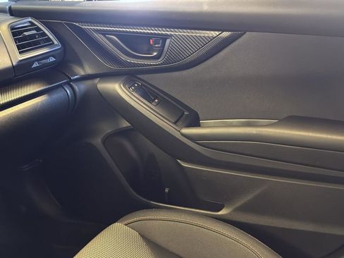 Used 2021 Subaru Crosstrek 2.0i Premium w/ Moonroof Package image 24