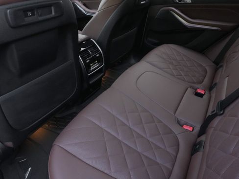 Used 2023 BMW X5 xDrive40i w/ Premium Package AWD/4WD image 37