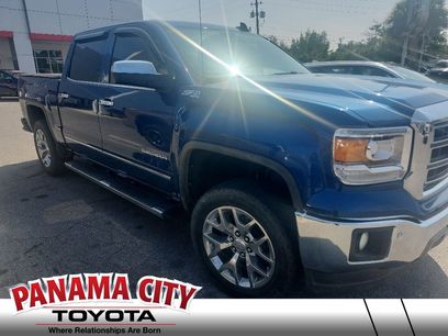 Used 2015 GMC Sierra 1500 SLT w/ SLT Crew Cab Value Package