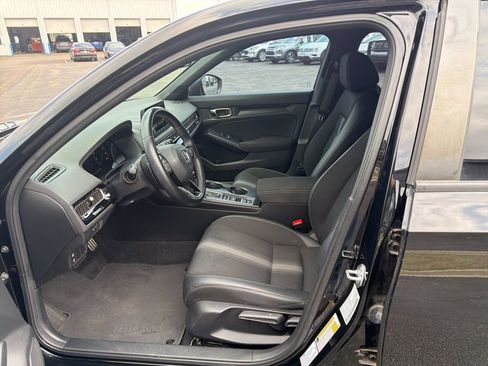 Used 2023 Honda Civic Sport image 10