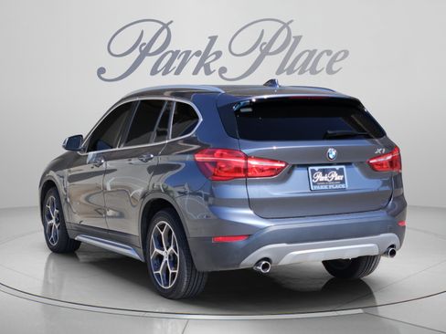 Used 2018 BMW X1 sDrive28i FWD image 3