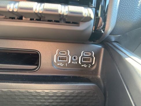 Used 2023 RAM 1500 Big Horn image 24