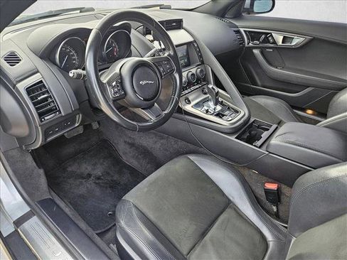 Used 2017 Jaguar F-TYPE Coupe image 9