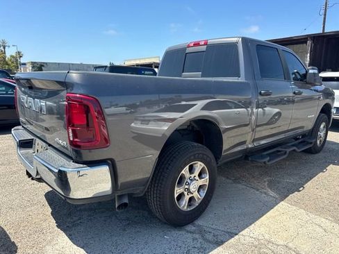 Used 2025 RAM 3500 Big Horn AWD/4WD image 4