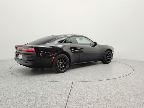 Used 2024 Dodge Charger Daytona R/T w/ Plus Group AWD/4WD image 5