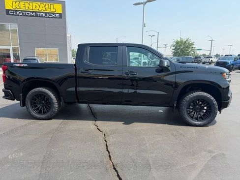 Used 2024 Chevrolet Silverado 1500 RST w/ Rally Edition AWD/4WD image 2