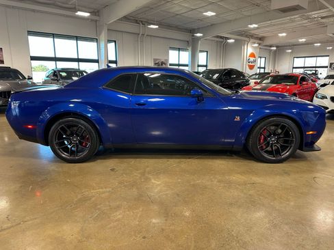Used 2019 Dodge Challenger R/T Scat Pack image 9