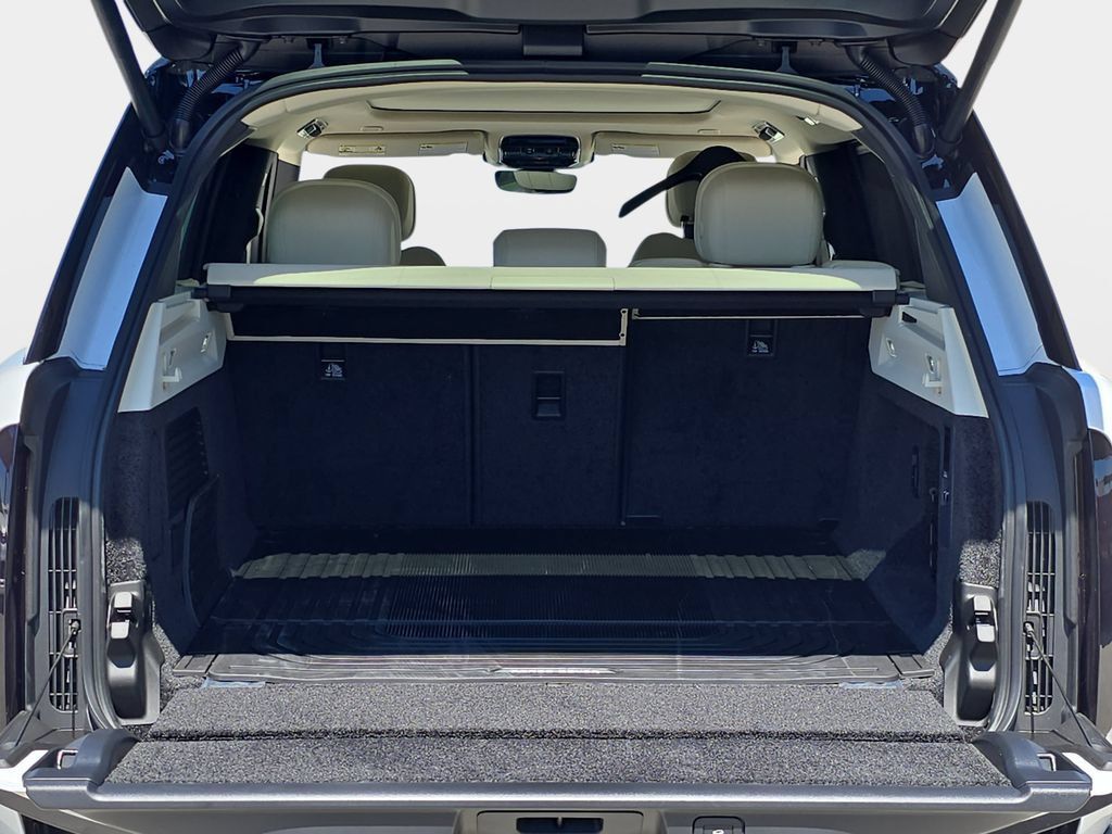 New 2026 Land Rover Range Rover SE AWD/4WD image 12