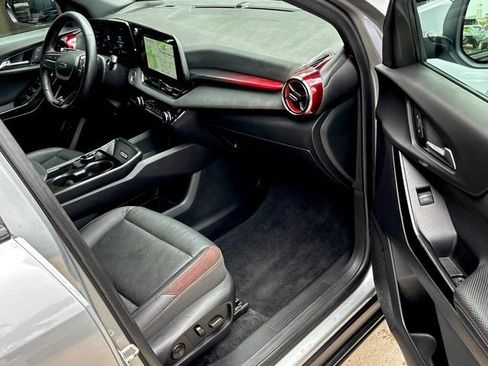 Used 2025 Chevrolet Equinox RS w/ Safety and Technology Package FWD image 28