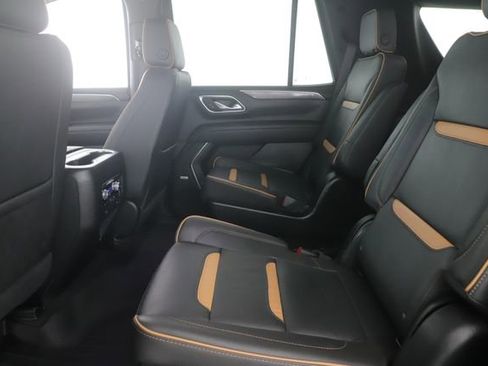Used 2024 GMC Yukon AT4 w/ Technology Package image 29