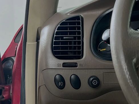 Used 2002 Toyota Tundra SR5 image 11