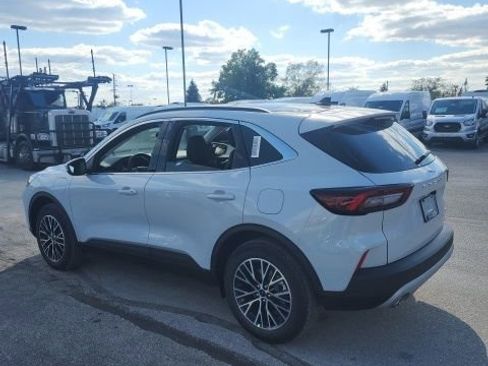 New 2026 Ford Escape Base image 5