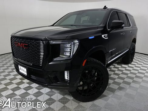 Used 2024 GMC Yukon Denali w/ Max Trailering Package image 1