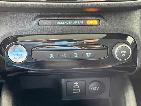 Used 2024 Ford Escape ST-Line w/ Tech Pack #1 AWD/4WD image 8