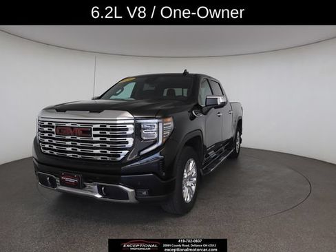 Used 2024 GMC Sierra 1500 Denali w/ Technology Package AWD/4WD image 1