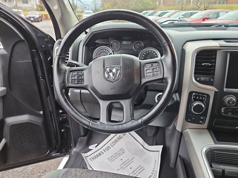 Used 2020 RAM 1500 Classic SLT w/ Luxury Group image 14