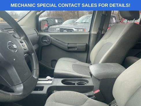Used 2011 Nissan Xterra S w/ Protection Pkg image 7