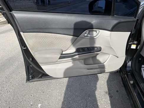 Used 2014 Honda Civic LX image 16