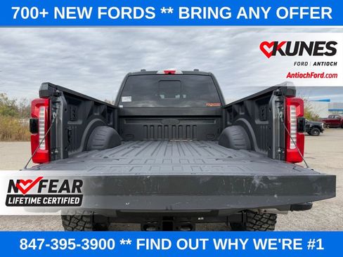 New 2026 Ford F250 Lariat w/ Black Appearance Package AWD/4WD image 32