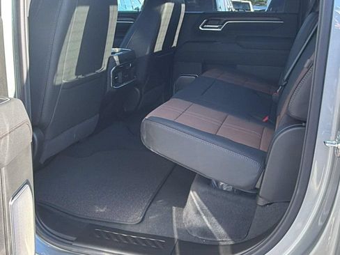 New 2026 Chevrolet Silverado 3500 High Country w/ High Country Premium Package AWD/4WD image 17
