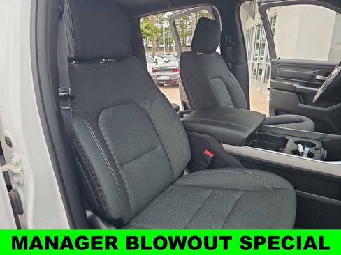 New 2026 RAM 1500 Express AWD/4WD image 10