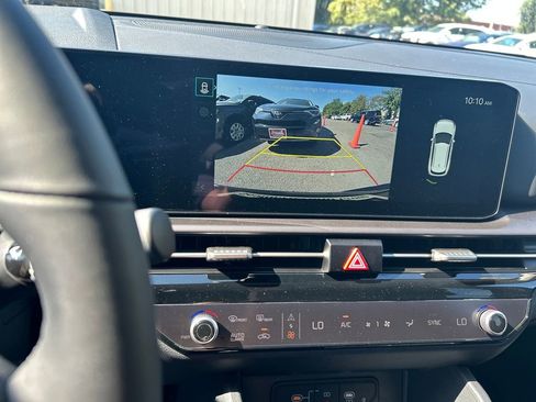 New 2026 Kia Sportage EX image 32