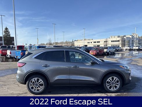 Used 2022 Ford Escape SEL image 6